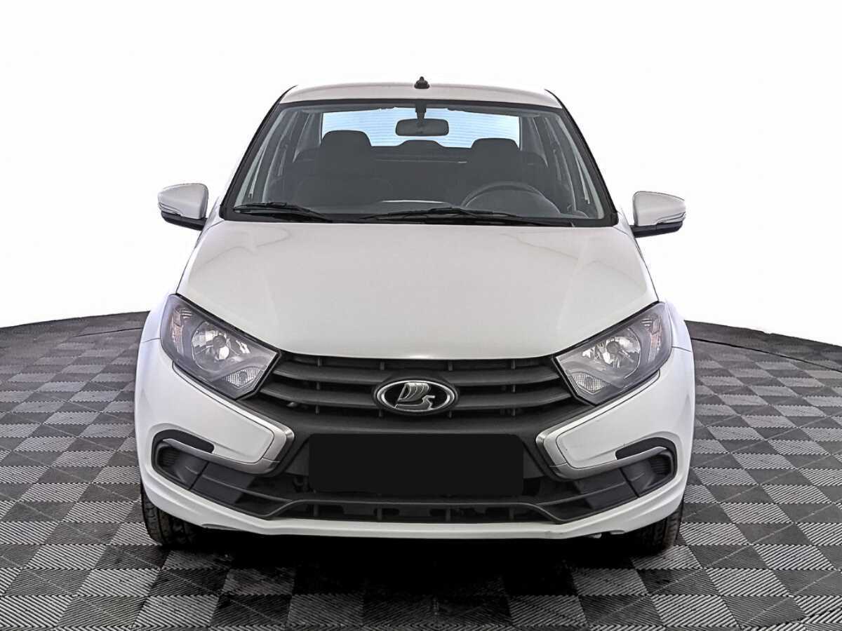 Lada (ВАЗ) Granta б/у, 2022, Механическая. Фото: #1