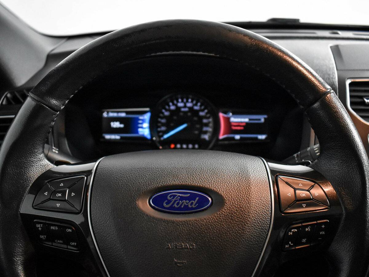Ford Explorer б/у, 2016, Автоматическая. Фото: #18