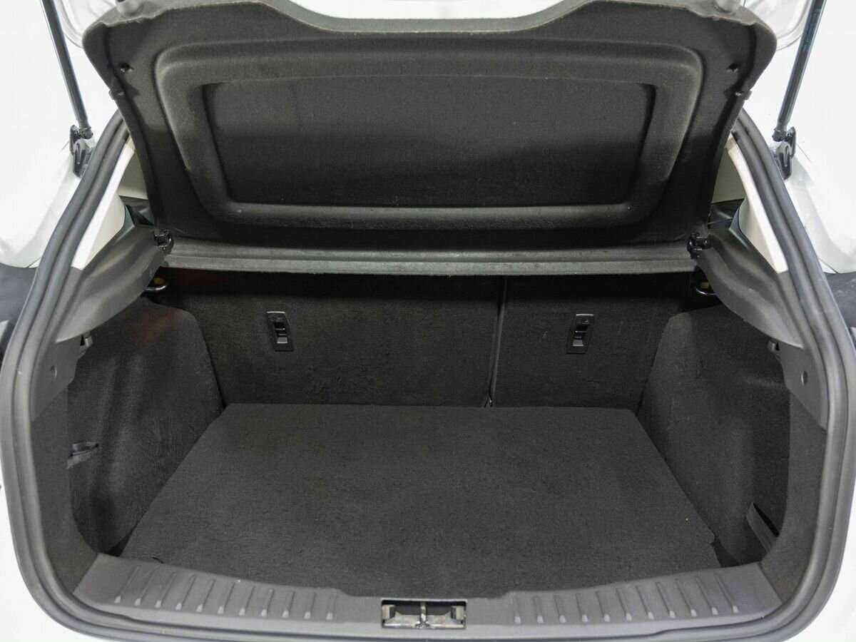 Ford Focus б/у, 2017, Автоматическая. Фото: #21