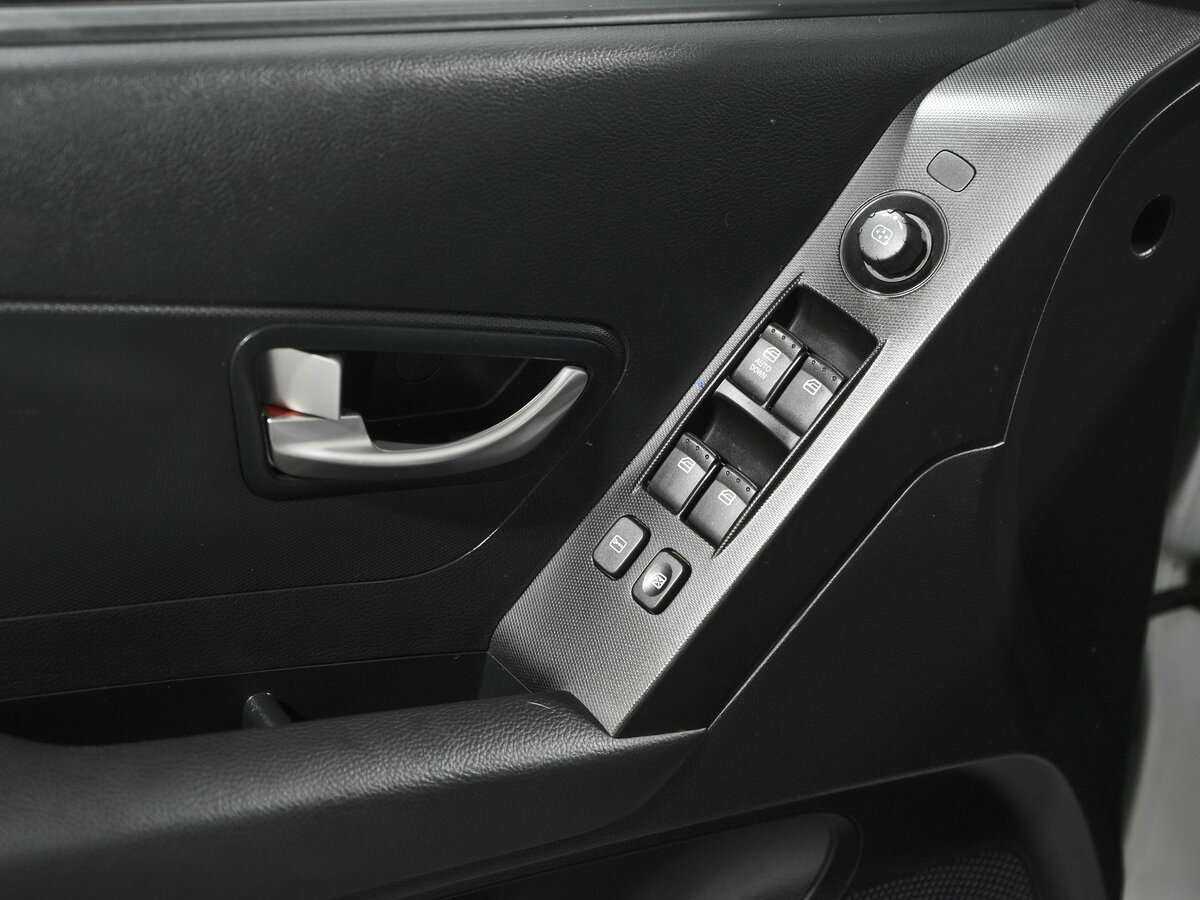 SsangYong Actyon б/у, 2013, Механическая. Фото: #14