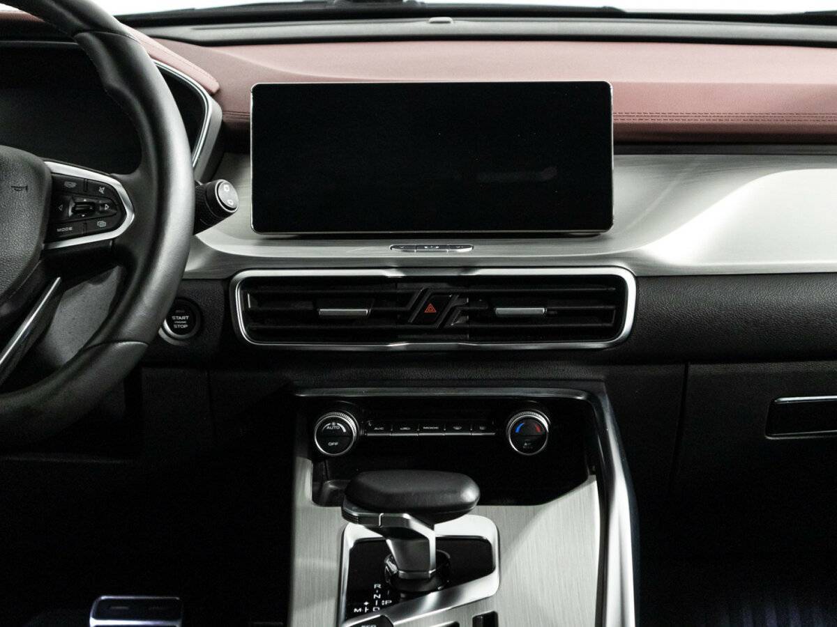 Geely Coolray б/у, 2022, Роботизированная. Фото: #13