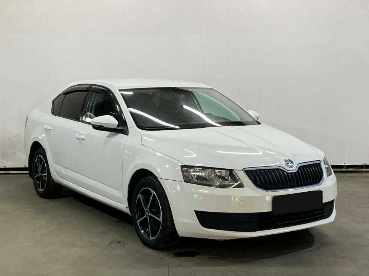 Skoda Octavia б/у, 2013, Механическая. Фото: #2