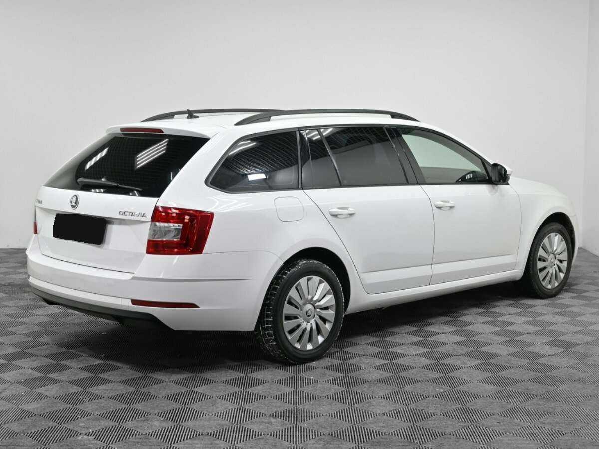 Skoda Octavia б/у, 2017, Роботизированная. Фото: #1
