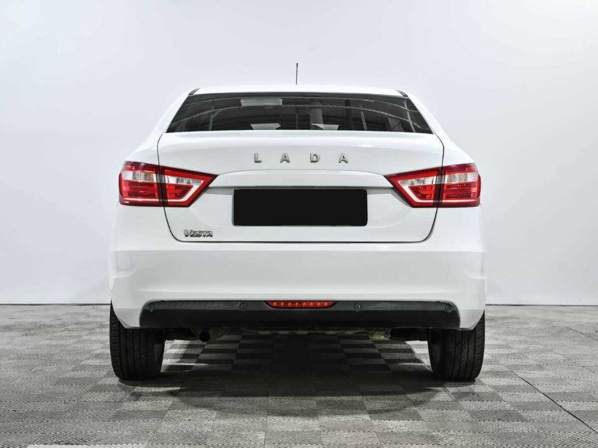 Lada (ВАЗ) Vesta б/у, 2018, Механическая. Фото: #4