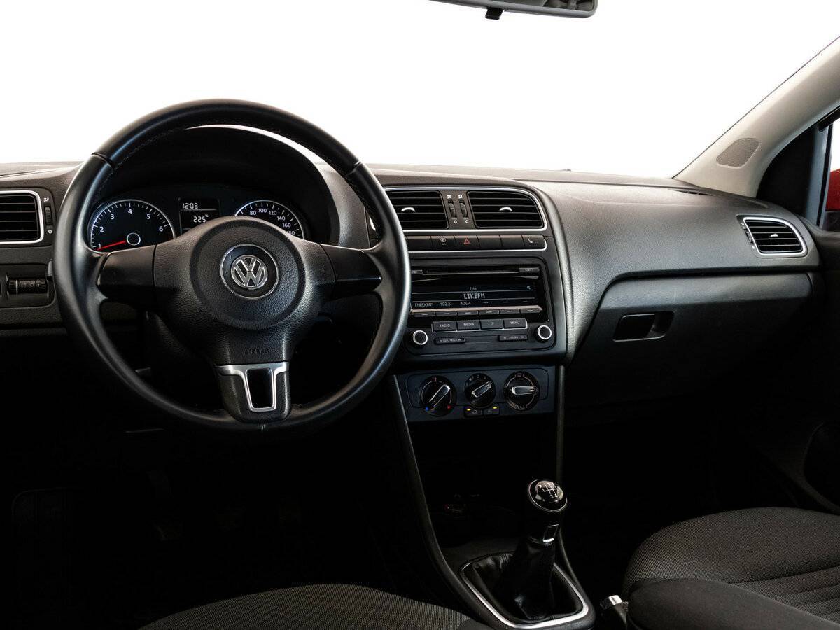 Volkswagen Polo б/у, 2013, Механическая. Фото: #10