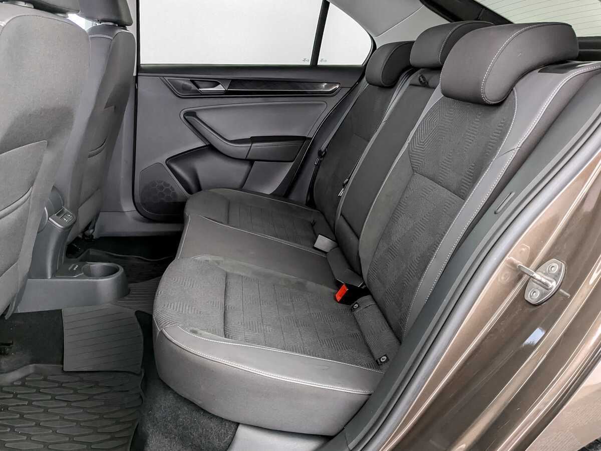 Volkswagen Polo б/у, 2020, Роботизированная. Фото: #9