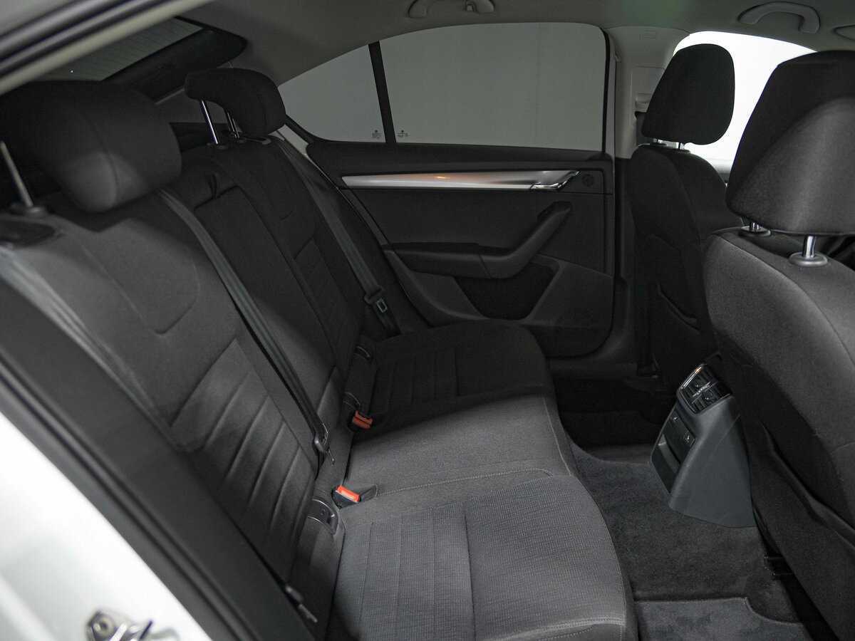 Skoda Octavia б/у, 2016, Роботизированная. Фото: #12