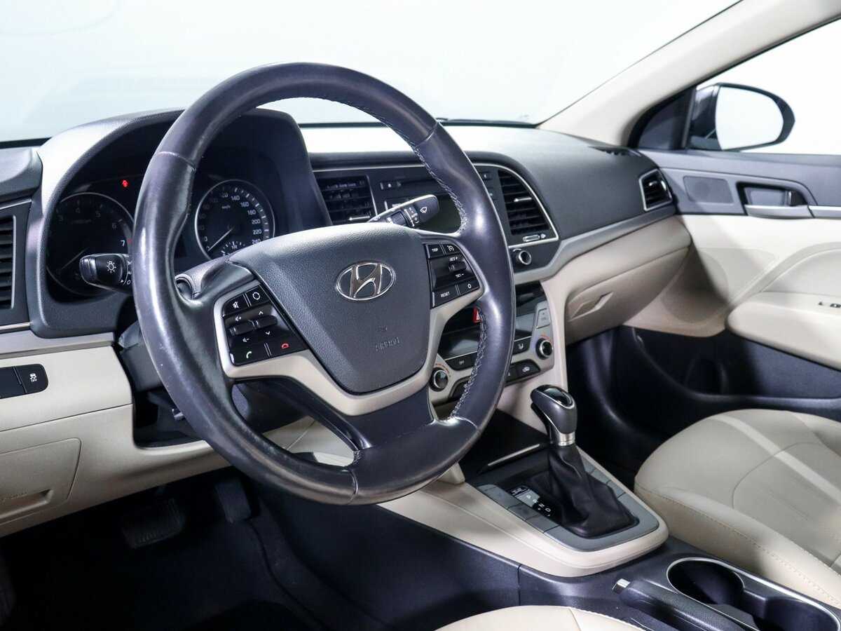 Hyundai Elantra б/у, 2018, Автоматическая. Фото: #10