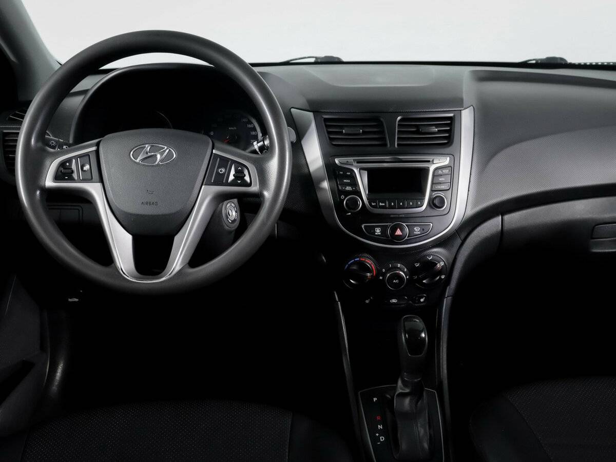 Hyundai Solaris б/у, 2014, Автоматическая. Фото: #9