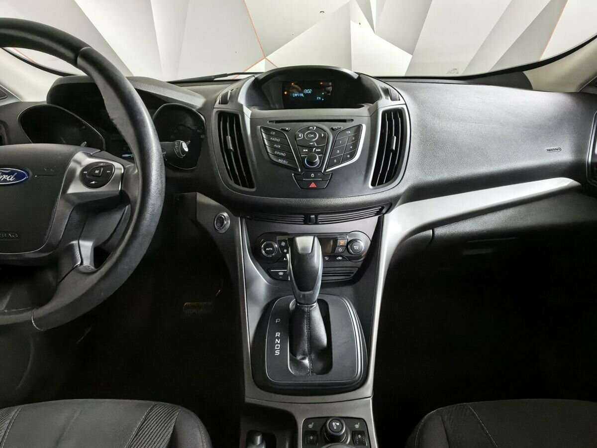 Ford Kuga б/у, 2016, Автоматическая. Фото: #10