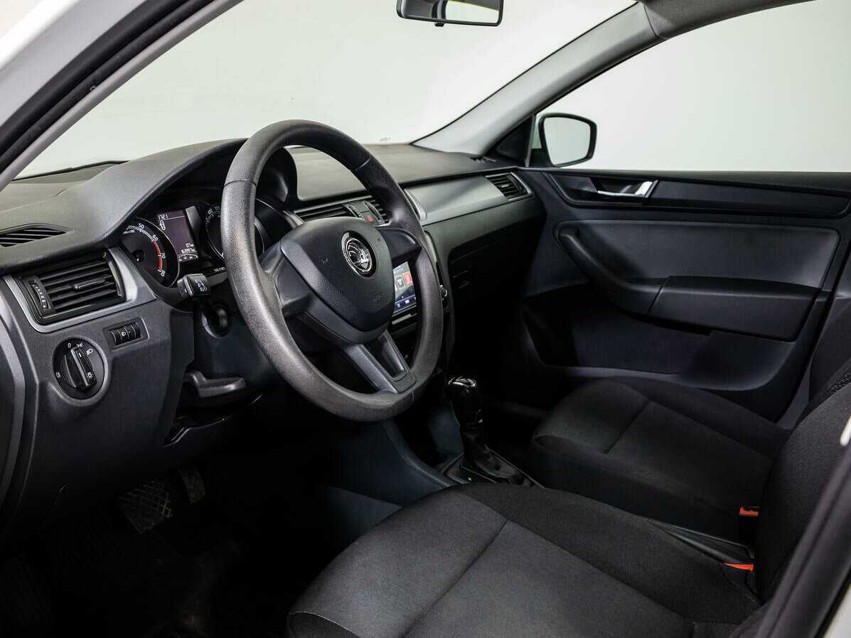 Skoda Rapid б/у, 2018, Автоматическая. Фото: #10