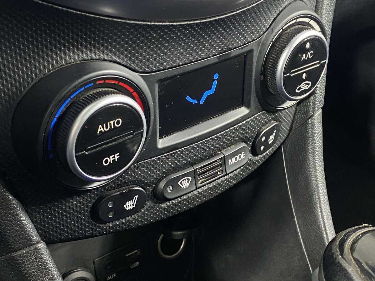 Hyundai Solaris б/у, 2015, Автоматическая. Фото: #12