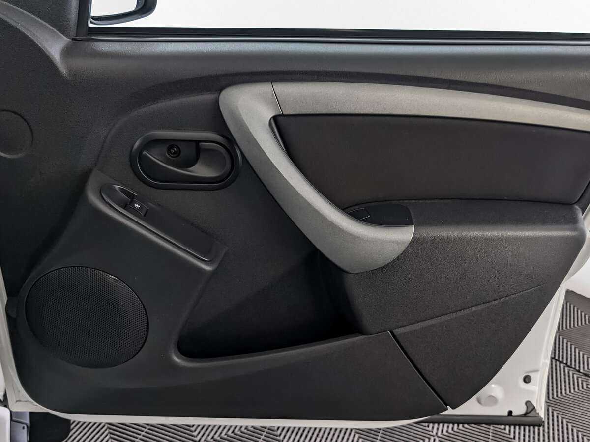 Renault Duster б/у, 2020, Механическая. Фото: #23