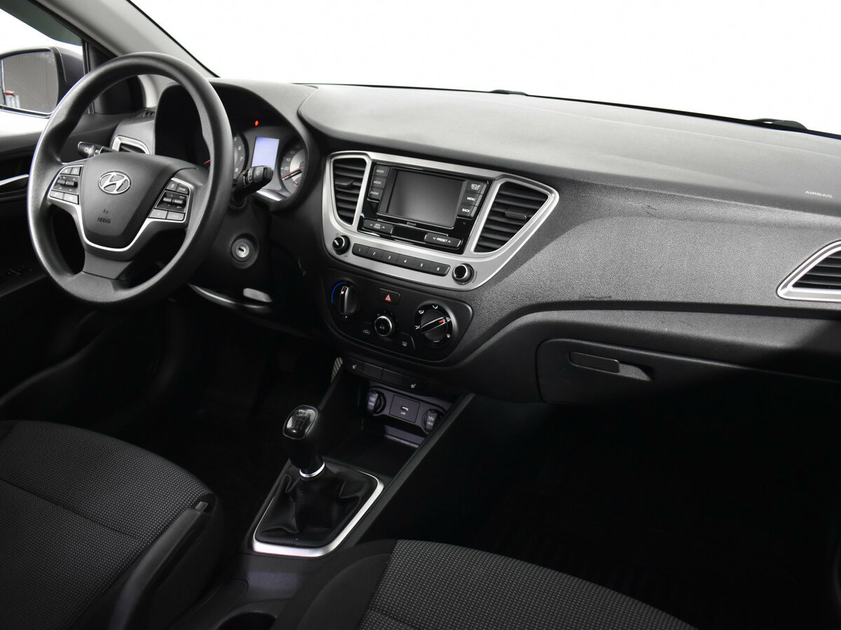 Hyundai Solaris б/у, 2021, Механическая. Фото: #9