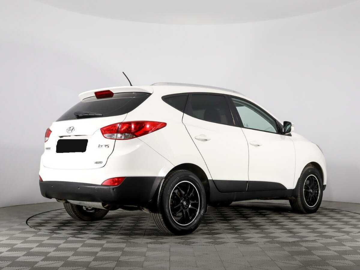 Hyundai ix35 б/у, 2013, Автоматическая. Фото: #4