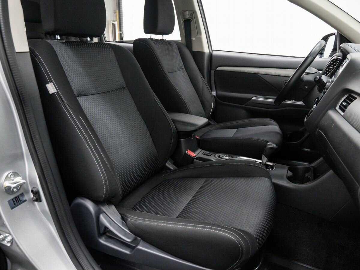 Mitsubishi Outlander б/у, 2016, Вариатор. Фото: #9