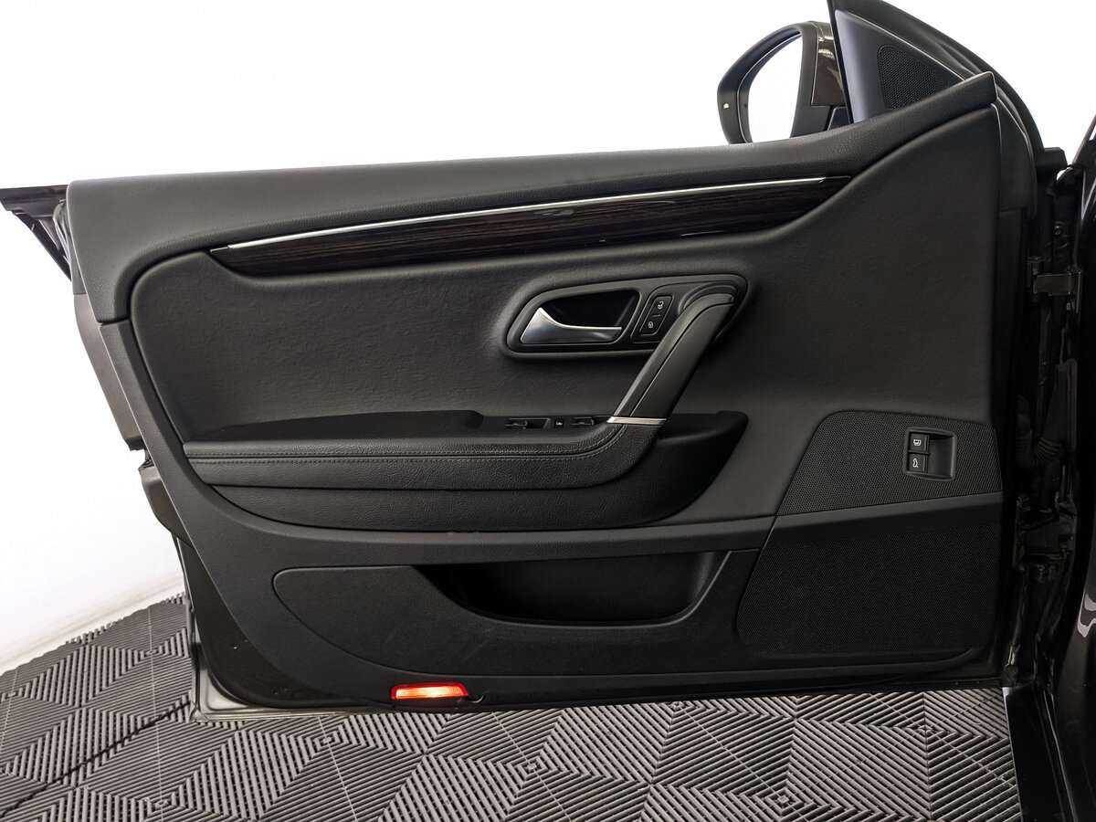 Volkswagen Passat CC б/у, 2013, Роботизированная. Фото: #16