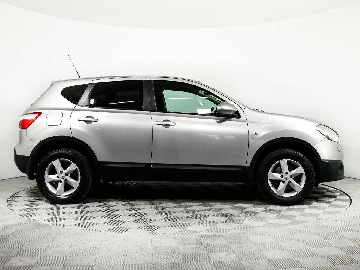 Nissan Qashqai б/у, 2013, Механическая. Фото: #3