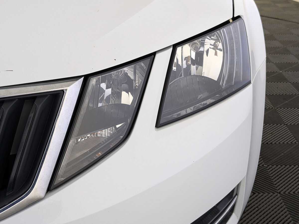 Skoda Octavia б/у, 2019, Механическая. Фото: #9
