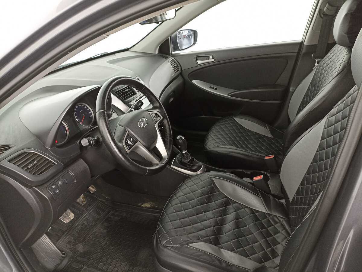 Hyundai Solaris б/у, 2015, Механическая. Фото: #15