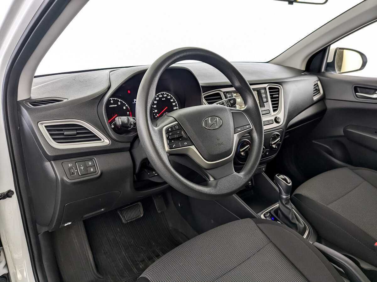 Hyundai Solaris б/у, 2020, Автоматическая. Фото: #12