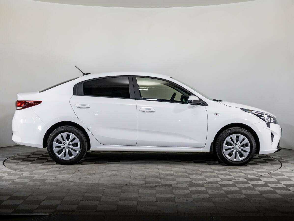 Kia Rio б/у, 2021, Автоматическая. Фото: #3