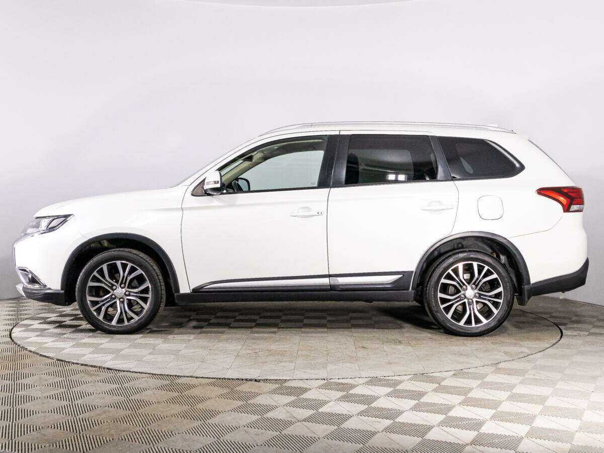 Mitsubishi Outlander б/у, 2017, Вариатор. Фото: #7
