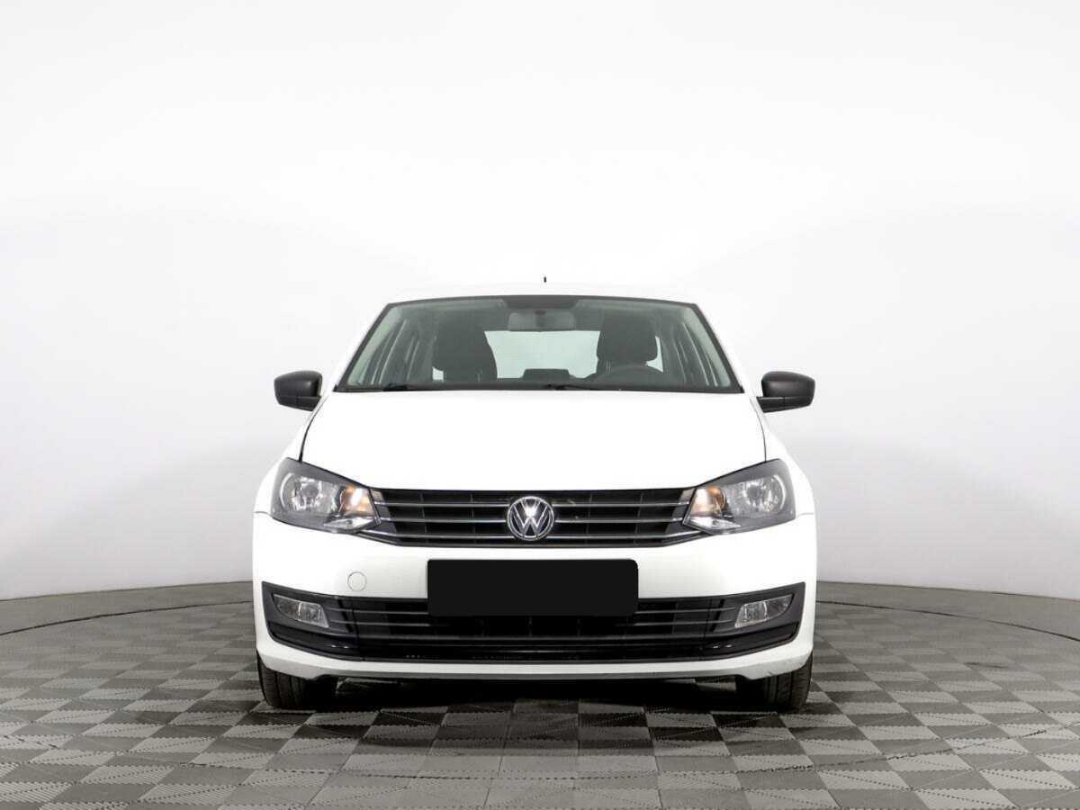 Volkswagen Polo б/у, 2018, Механическая. Фото: #1