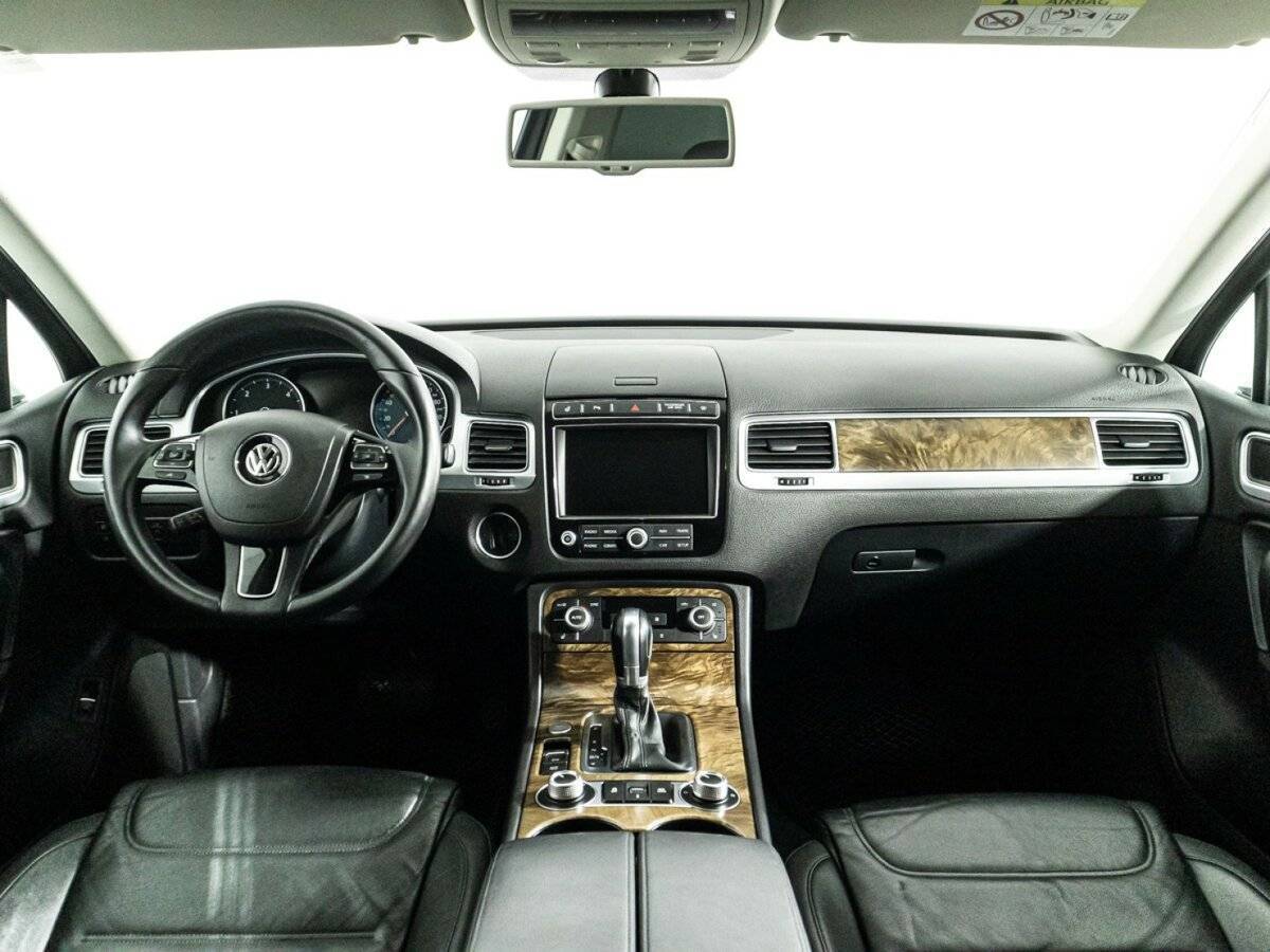 Volkswagen Touareg б/у, 2015, Автоматическая. Фото: #12