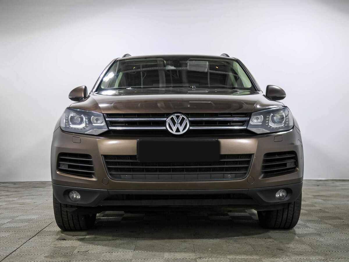 Volkswagen Touareg б/у, 2013, Автоматическая. Фото: #1