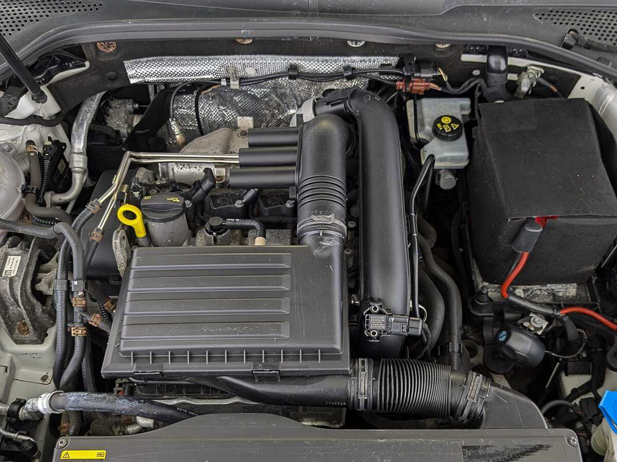 Volkswagen Golf б/у, 2014, Механическая. Фото: #8