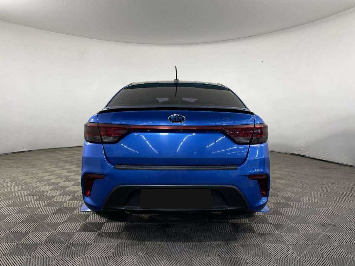 Kia Rio б/у, 2017, Автоматическая. Фото: #2