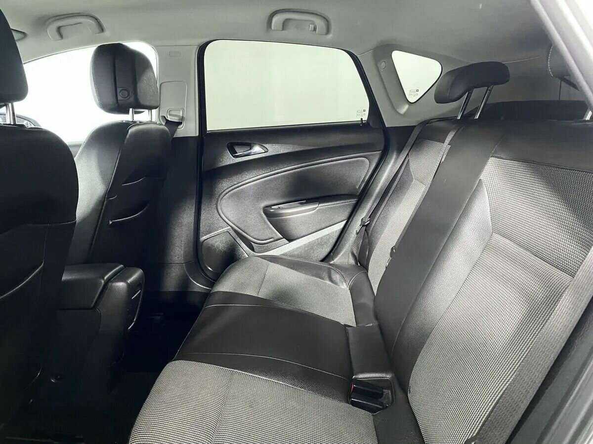 Opel Astra б/у, 2012, Механическая. Фото: #8