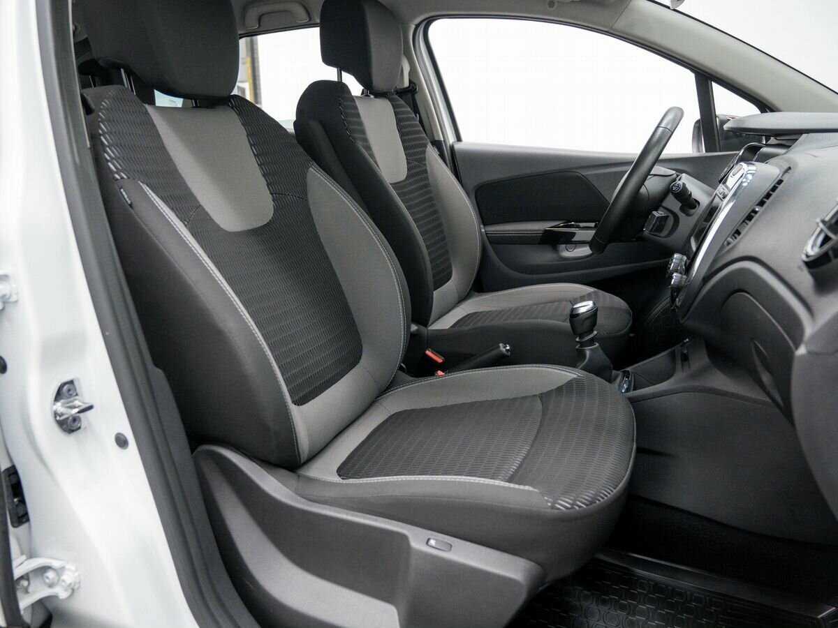 Renault Kaptur б/у, 2019, Механическая. Фото: #8