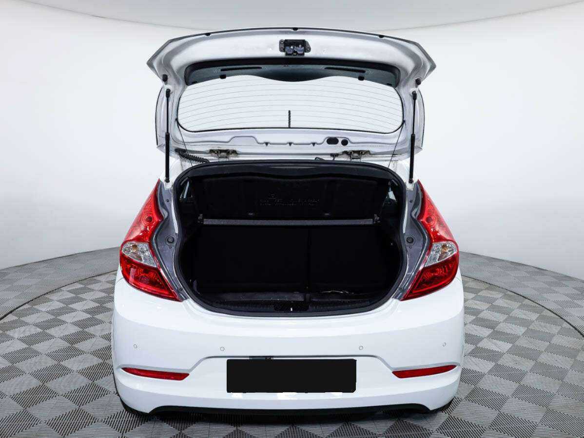 Hyundai Solaris б/у, 2015, Автоматическая. Фото: #20