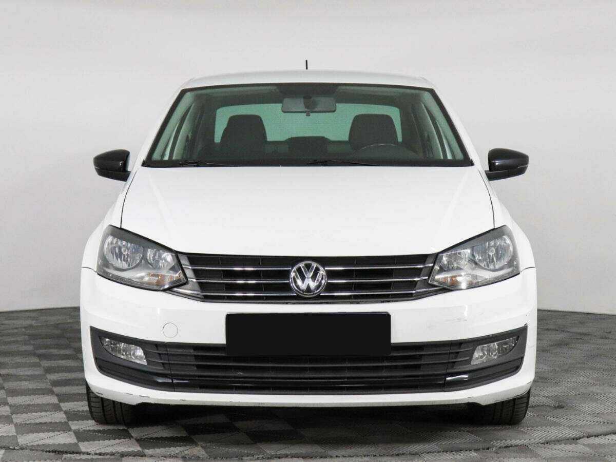 Volkswagen Polo б/у, 2017, Автоматическая. Фото: #1