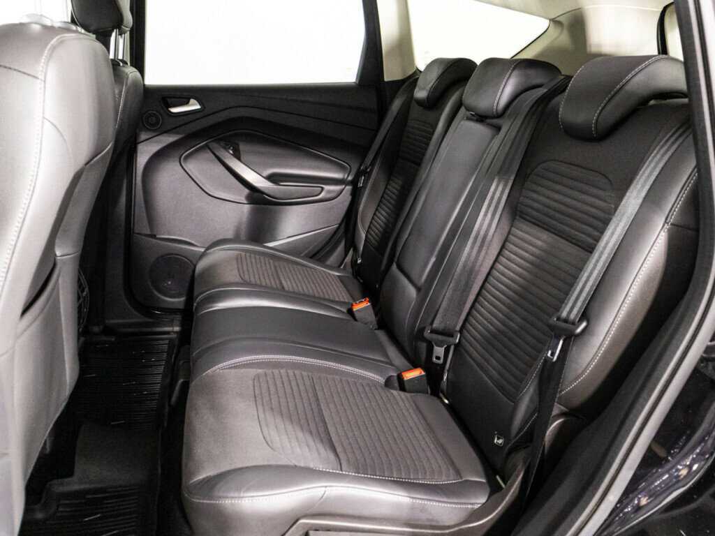 Ford Kuga б/у, 2017, Автоматическая. Фото: #9