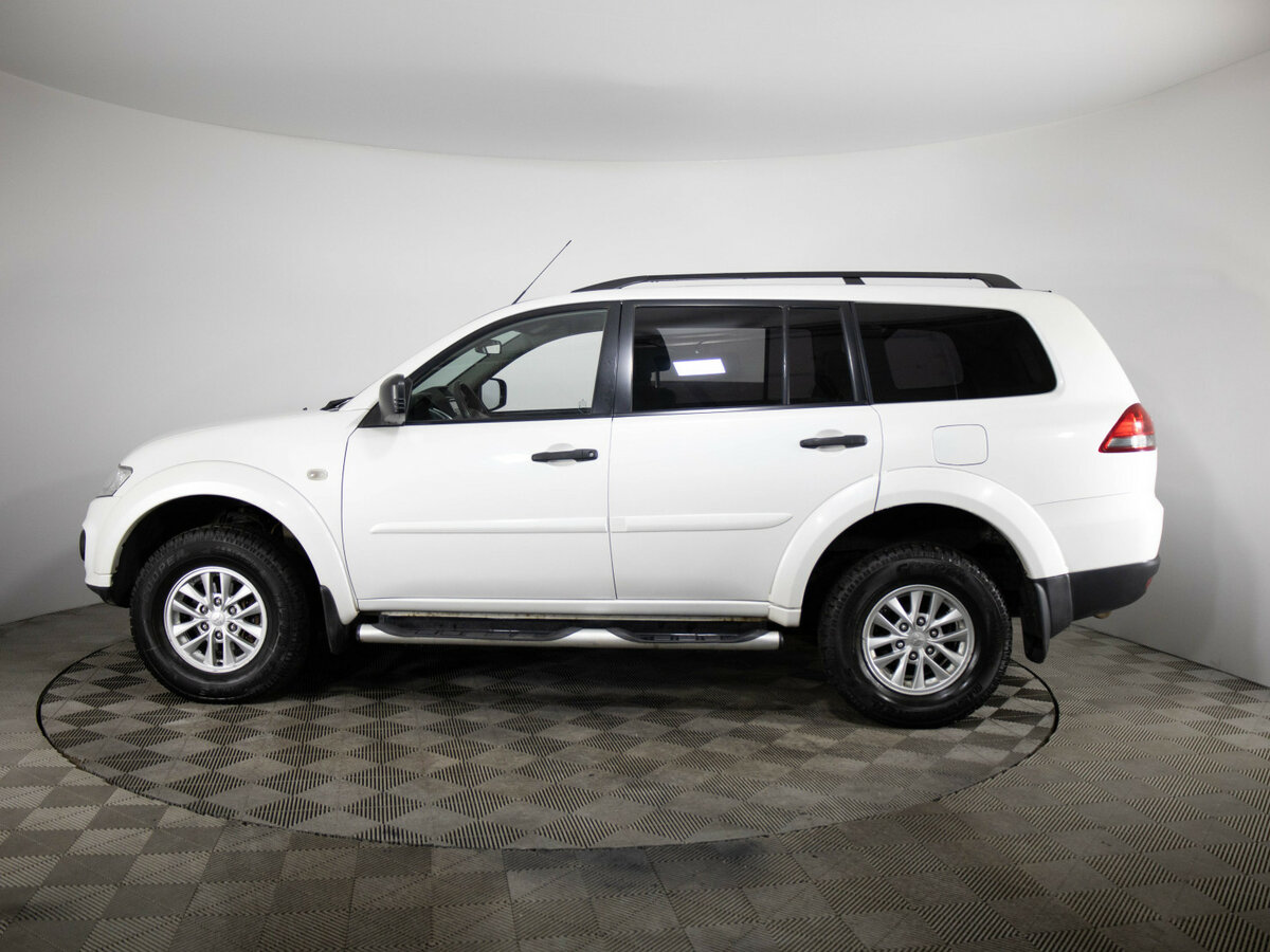 Mitsubishi Pajero Sport б/у, 2014, Механическая. Фото: #7