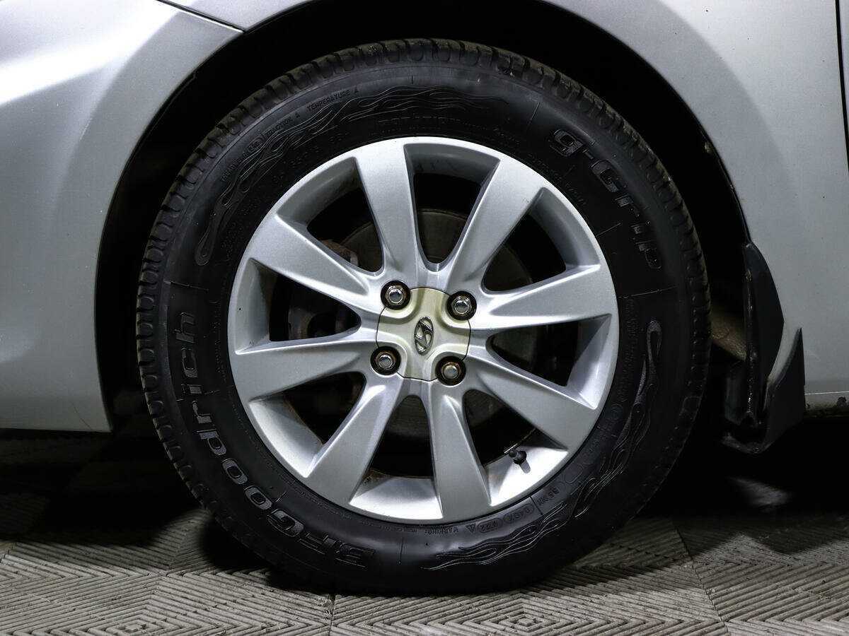 Hyundai Solaris б/у, 2014, Механическая. Фото: #12