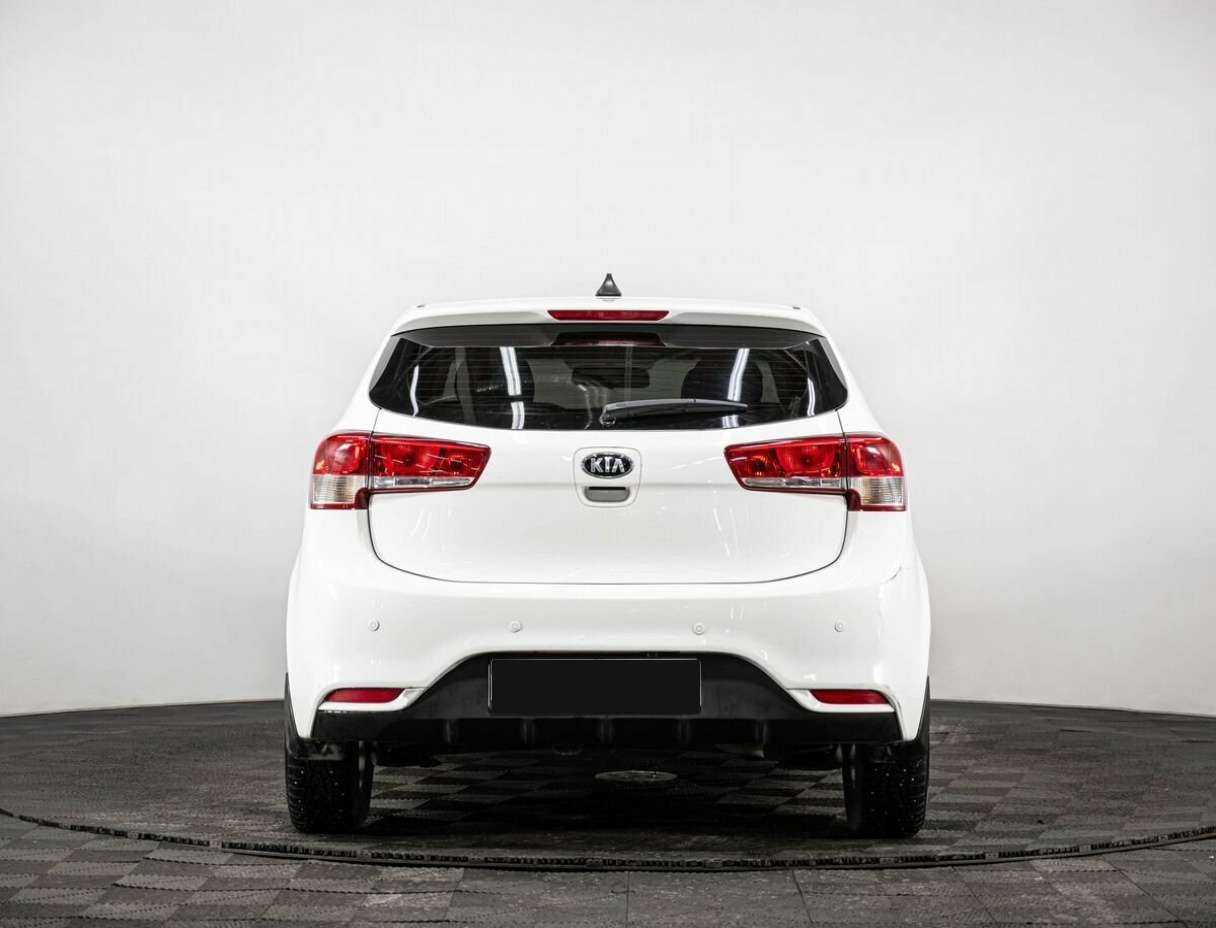 Kia Rio б/у, 2017, Автоматическая. Фото: #4