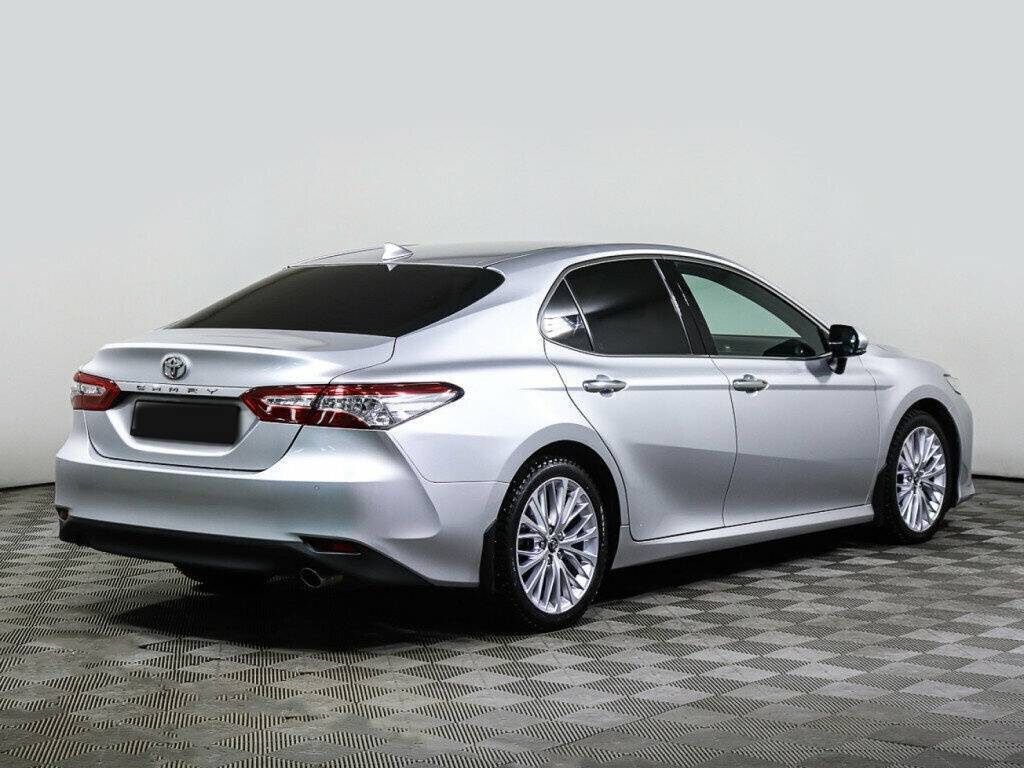 Toyota Camry б/у, 2018, Автоматическая. Фото: #3