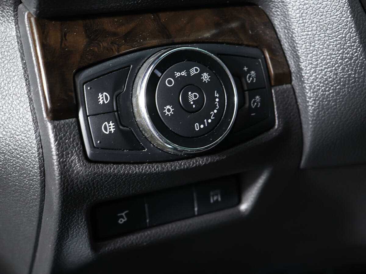 Ford Explorer б/у, 2013, Автоматическая. Фото: #20