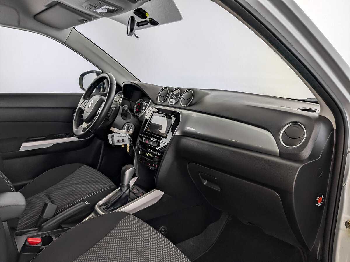 Suzuki Vitara б/у, 2016, Автоматическая. Фото: #10