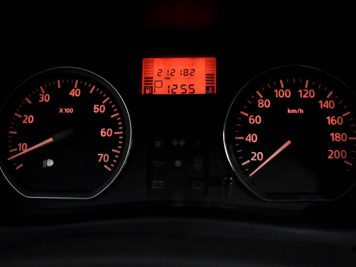 Nissan Almera б/у, 2013, Автоматическая. Фото: #18