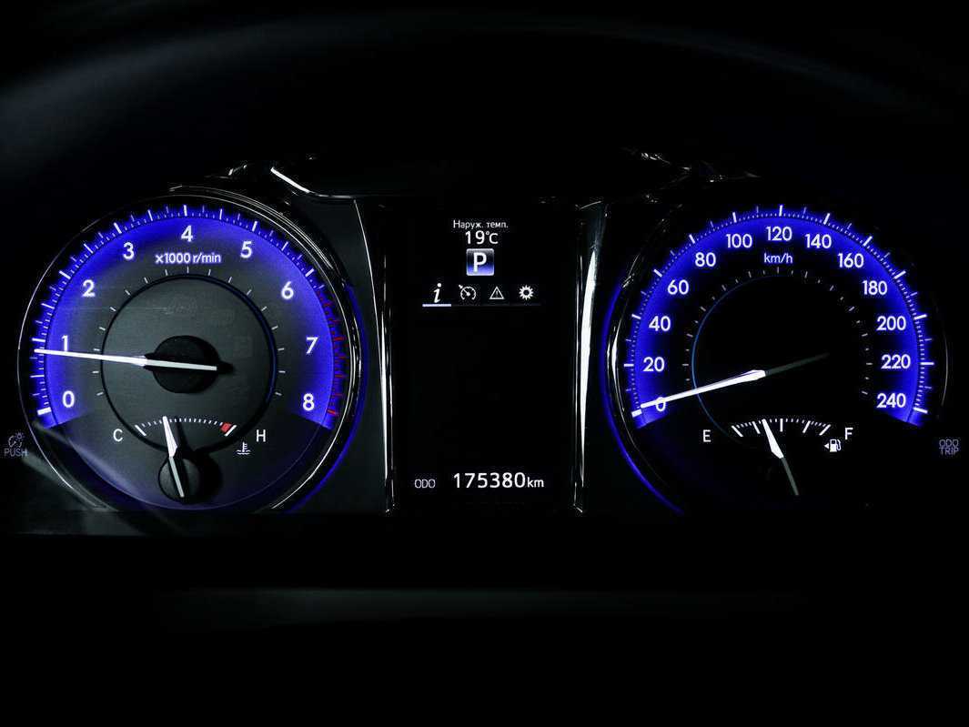 Toyota Camry б/у, 2015, Автоматическая. Фото: #9