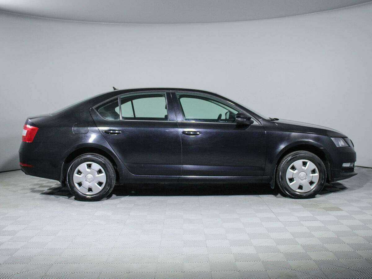 Skoda Octavia б/у, 2018, Автоматическая. Фото: #3