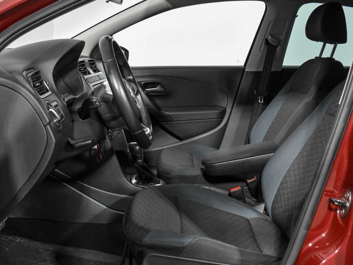 Volkswagen Polo б/у, 2019, Автоматическая. Фото: #8