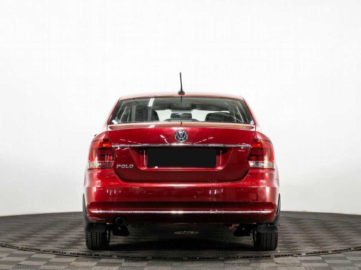 Volkswagen Polo б/у, 2017, Автоматическая. Фото: #2