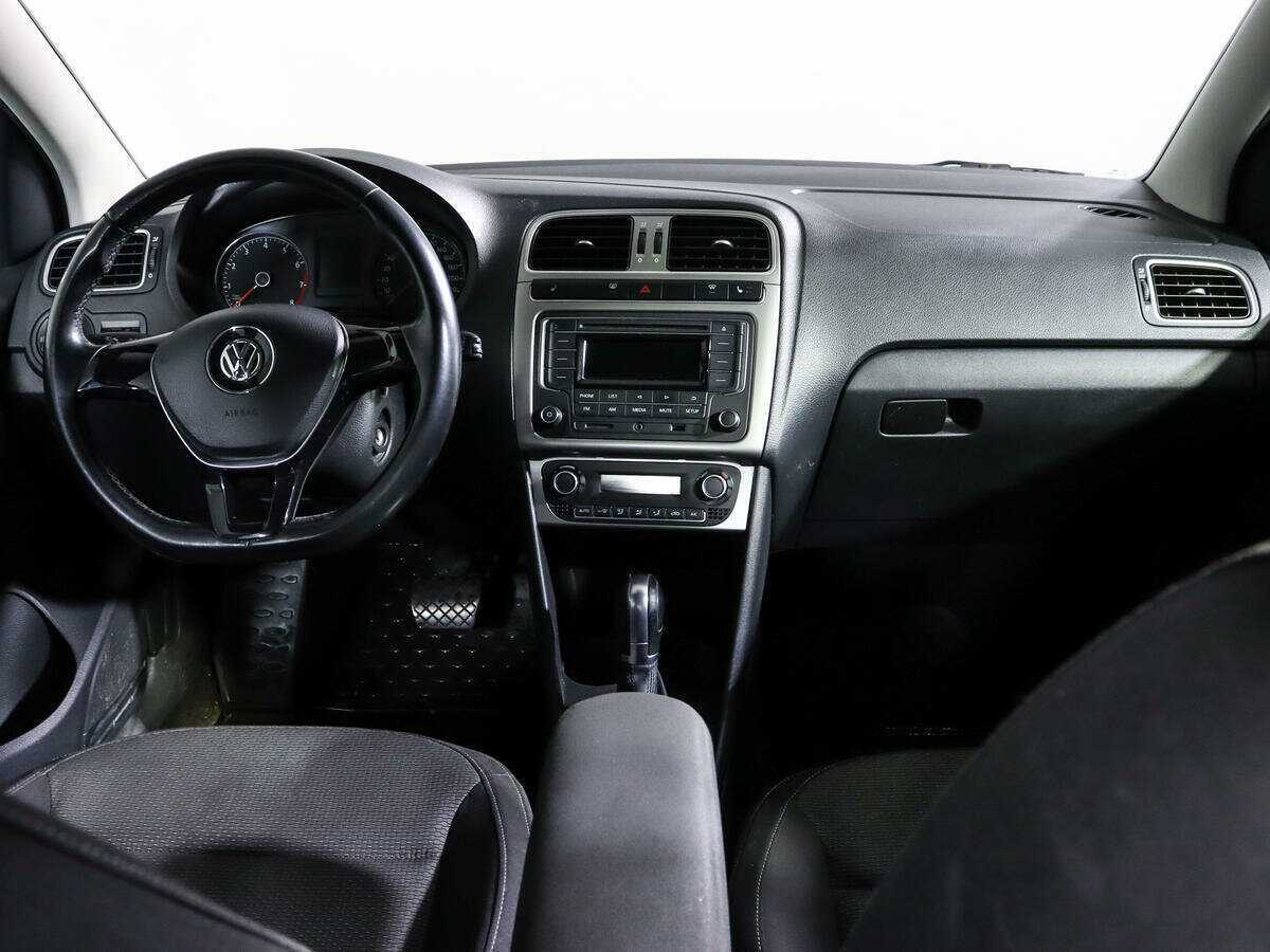 Volkswagen Polo б/у, 2016, Автоматическая. Фото: #11