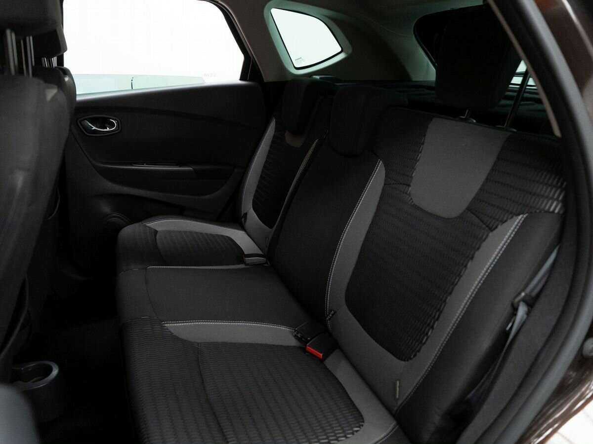 Renault Kaptur б/у, 2017, Механическая. Фото: #6